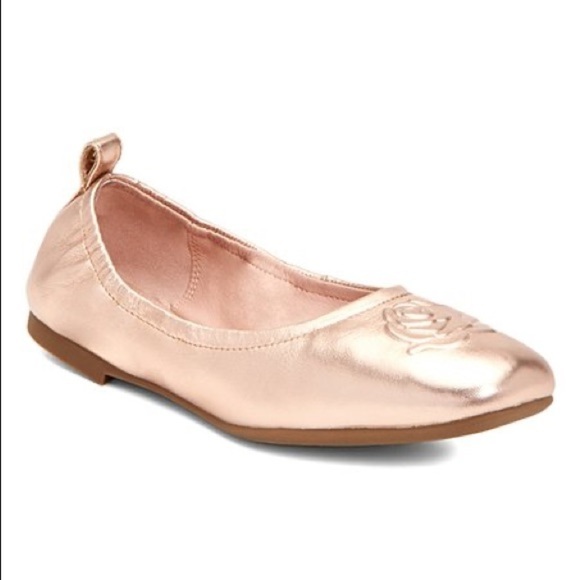 Taryn Rose
Raquel Metallic Ballet Flat - Picture 4 of 7